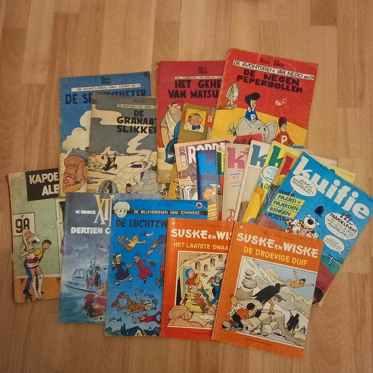 Doos met een dertigtal oudere INTENS gelezen strips, Boeken, Stripverhalen, Gelezen, Meerdere stripboeken, Ophalen of Verzenden