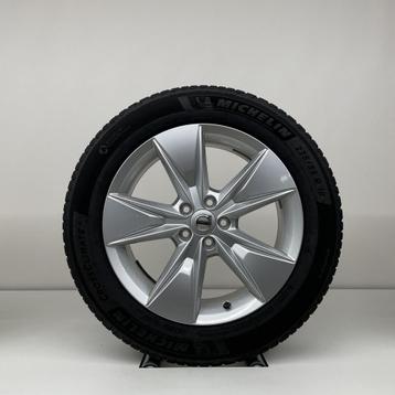 Volvo 18 inch velgen + All-seasonbanden XC40 V90 CC beschikbaar voor biedingen