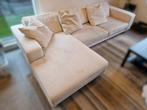 Canapé beige confortable et spacieux – À rammaser à Wemmel, Quatre personnes ou plus, Enlèvement, Utilisé, Scandinavisch, modern