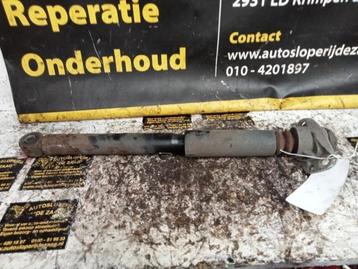 Schokdemper links-achter van een Seat Leon beschikbaar voor biedingen