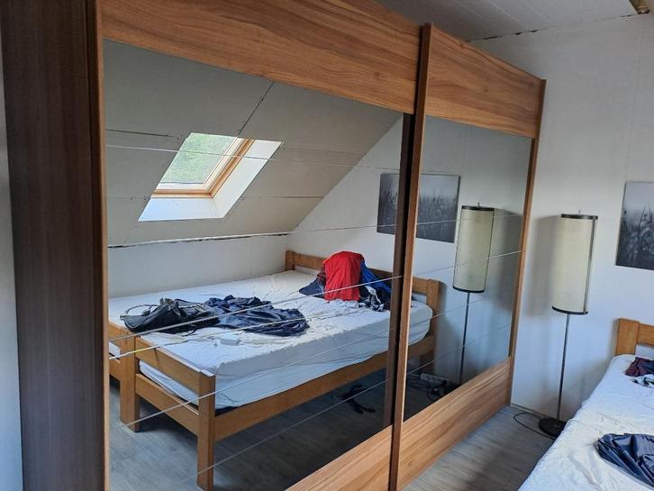 Spiegel kleerkast, Huis en Inrichting, Kasten | Kleerkasten, Gebruikt, 200 cm of meer, 200 cm of meer, 50 tot 75 cm, Met plank(en)