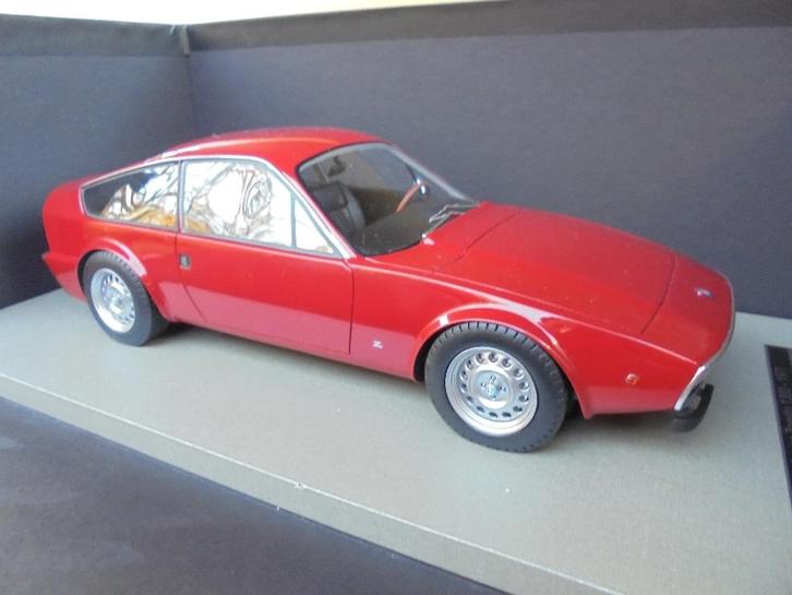 Alfa Romeo 1300 Junior Zagato Tech Modèle 1:18 NOS, Hobby & Loisirs créatifs, Voitures miniatures | 1:18, Neuf, Enlèvement ou Envoi