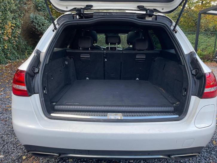 Mercedes C350e, Auto's, Mercedes-Benz, Particulier, C-Klasse, ABS, Adaptive Cruise Control, Airbags, Airconditioning, Alarm, Bluetooth