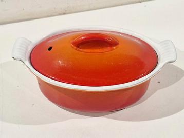 Vintage ovale paté terrine FE Sint-Truiden gietijzer emaille beschikbaar voor biedingen