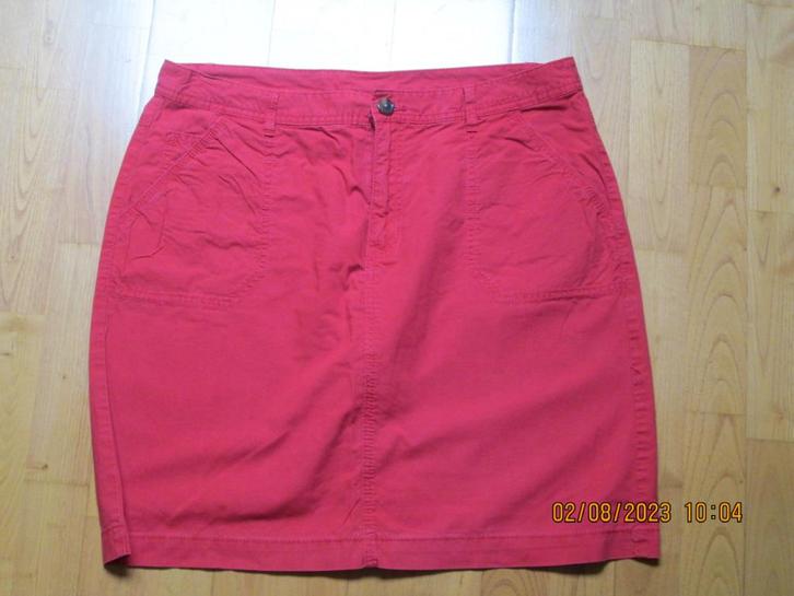 Jupe rouge « Yessica - C&A » T 42, Kleding | Dames, Rokken, Zo goed als nieuw, Maat 42/44 (L), Rood, Boven de knie, Ophalen of Verzenden