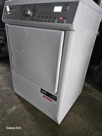droogkast AEG, Elektronische apparatuur, Ophalen, 6 tot 8 kg, Luchtafvoer, Zo goed als nieuw