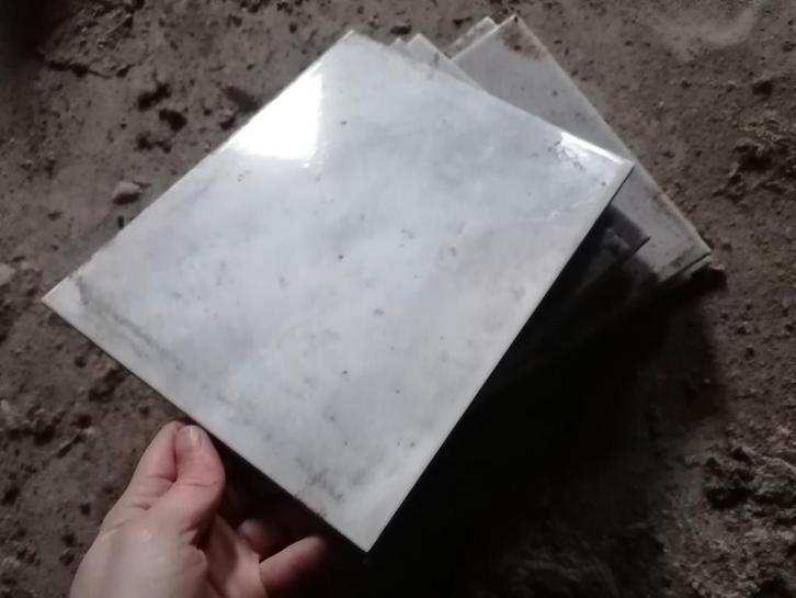 Witte marmerlook keramische tegels (glans), Doe-het-zelf en Bouw, Overige Doe-Het-Zelf en Bouw, Ophalen