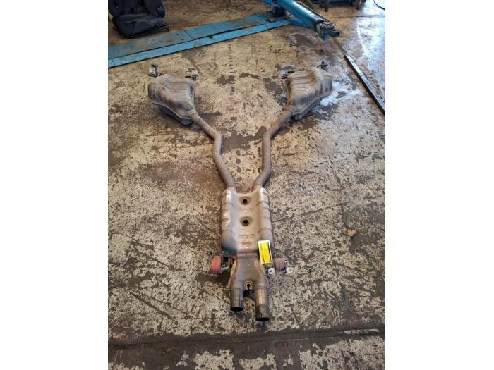 Echappement silencieux arrière d'un Volkswagen Phaeton, Autos : Pièces & Accessoires, Systèmes d'échappement, Volkswagen, Utilisé