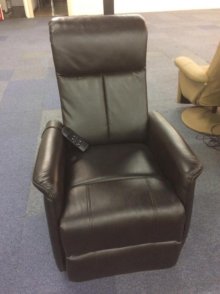 Relax zetels met sta op functie, Huis en Inrichting, Fauteuils, Nieuw, Leer, Stof, Overige materialen, Ophalen of Verzenden