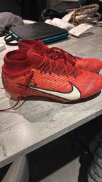 Voetbalschoenen nike maat 42.5, Sport en Fitness, Voetbal, Ophalen, Zo goed als nieuw