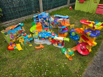 Vtech autobaan garage etc. beschikbaar voor biedingen