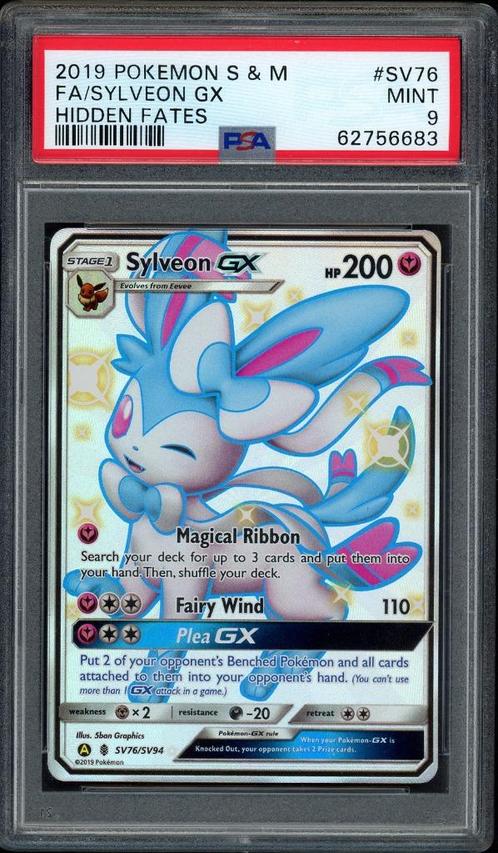 Sylveon GX PSA 9 - SV76/SV94 - Sun & Moon - Hidden Fates, Hobby en Vrije tijd, Verzamelkaartspellen | Pokémon, Zo goed als nieuw