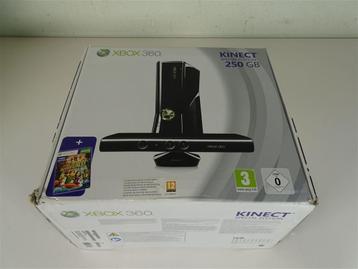 A2491. Kinect Special Edition 250 GB Xbox 360 [ DOOS ]