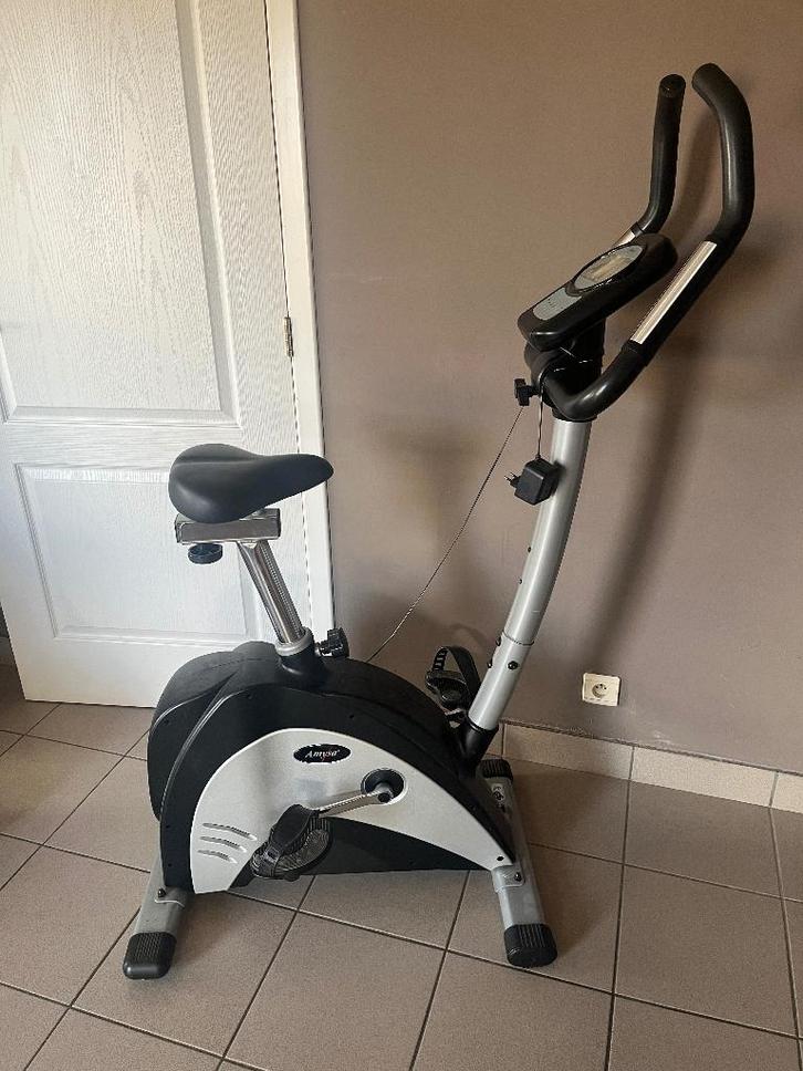 Hometrainer, Sport en Fitness, Fitnessapparatuur, Gebruikt, Hometrainer, Ophalen