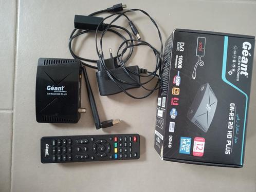Satelliet ontvanger Geant gn-rs 20 HD PLUS, Audio, Tv en Foto, Schotelantennes, Zo goed als nieuw, (Schotel)antenne-accessoires