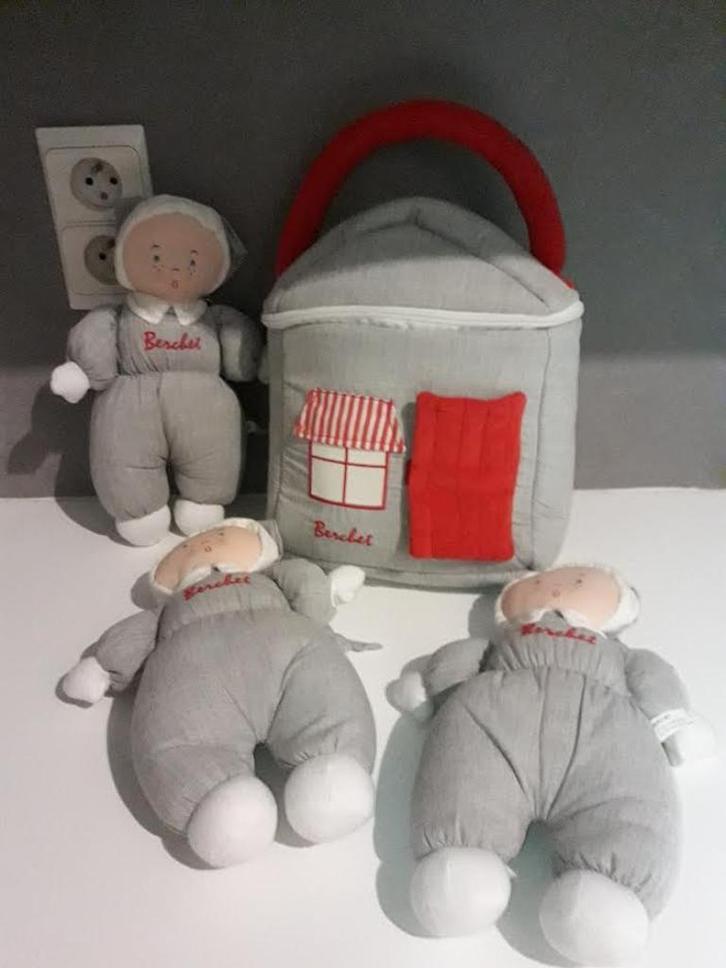 Stoffen berchet popjes met huisje of tasje, Enfants & Bébés, Jouets | Poupées, Comme neuf, Enlèvement ou Envoi