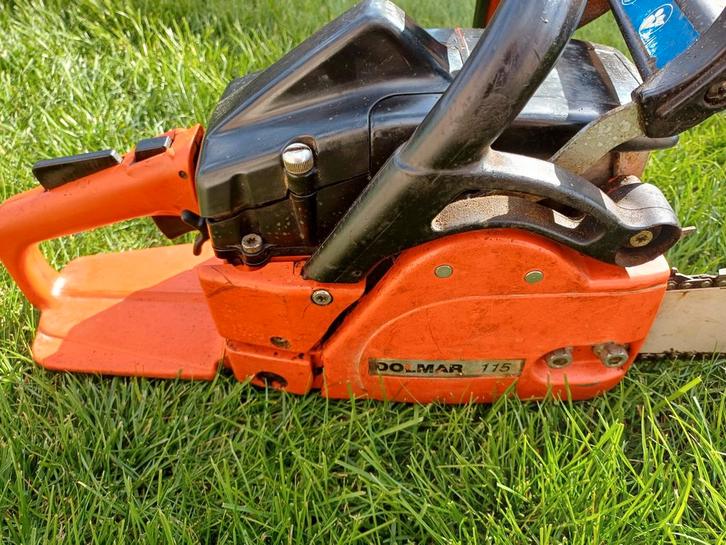 Benzine kettingzaag dolmar 52cc, Doe-het-zelf en Bouw, Gereedschap | Zaagmachines, Kettingzaag, Ophalen
