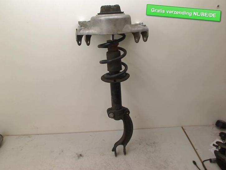 SCHOKBREKER LINKS VOOR s-line A4 Avant (B8) (8t0413031af), Auto-onderdelen, Ophanging en Onderstel, Audi, Gebruikt