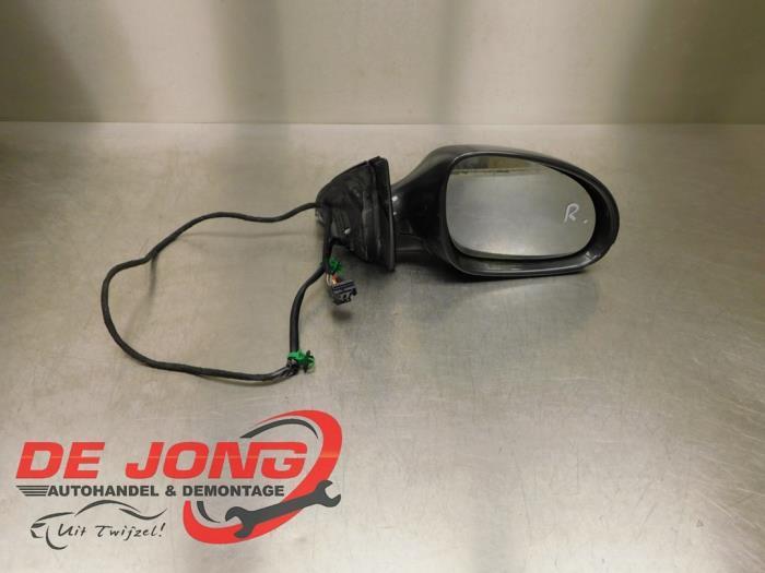 Buitenspiegel rechts van een Volkswagen Passat, Auto-onderdelen, Spiegels, Volkswagen, Gebruikt, 3 maanden garantie, Ophalen of Verzenden