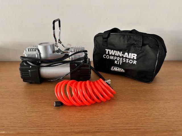 Compresseur d'air LAMPA Twin-Air 72157, Bricolage & Construction, Compresseurs, Comme neuf, 6 à 10 bars, 25 à 100 litres, Mobile