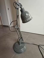 Lamp - bureau - grijs, Ophalen, 50 tot 75 cm, Zo goed als nieuw, Metaal