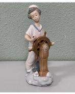 Belle statue en porcelaine Vintage 1985 NAO Lladro sail boy, Enlèvement ou Envoi, Comme neuf, Humain