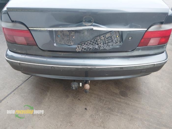 Crochet d'attelage d'un BMW 5-Serie, Autos : Pièces & Accessoires, Suspension & Châssis, BMW, Utilisé, 3 mois de garantie