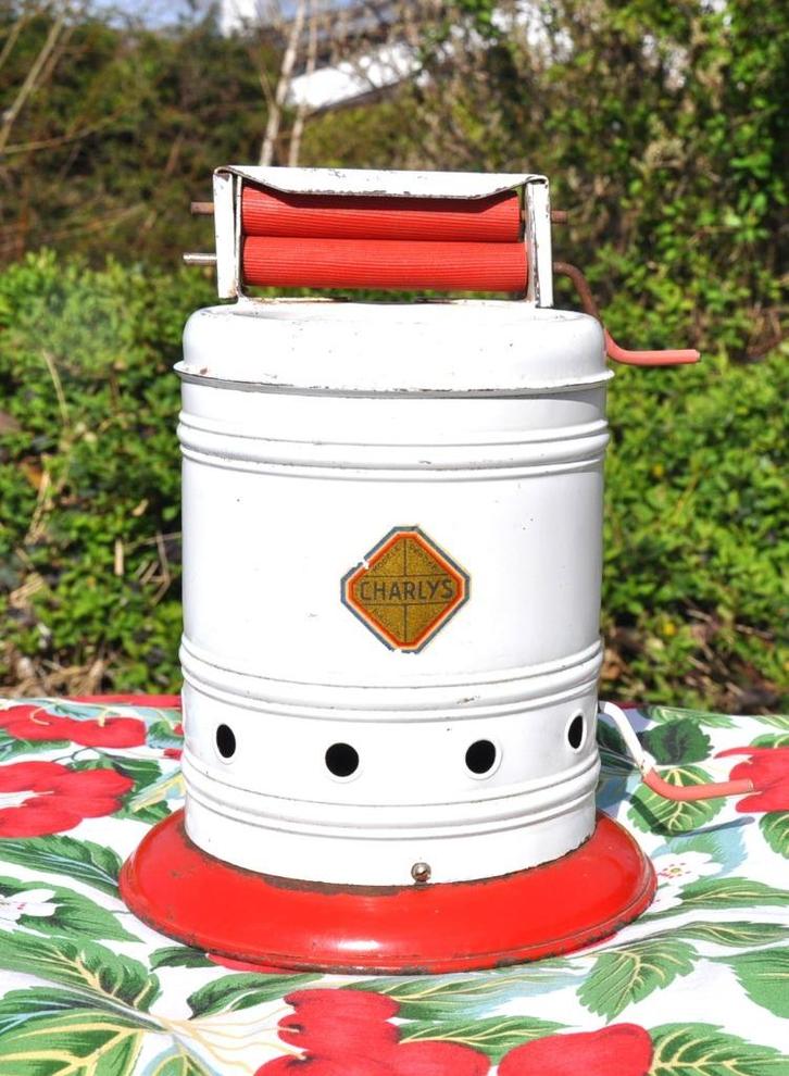 jouet en tole années 50 lessiveuse essoreuse charlys, Antiquités & Art, Antiquités | Jouets, Enlèvement ou Envoi