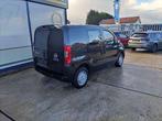 Fiat Fiorino 1.4Benzine/Airco/Navi/Parkeersensoren/9008Ex, Auto's, Bestelwagens en Lichte vracht, 76 pk, Parkeersensor, Zwart