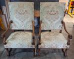 2 Louis XIII-stijl walnoot fauteuils, Enlèvement
