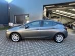 Opel Astra 1,2 turbo - Navi/camera/Airco, Auto's, Voorwielaandrijving, Stof, Gebruikt, 4 cilinders