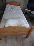 Bed hout, Huis en Inrichting, Slaapkamer | Bedden, Ophalen, Zo goed als nieuw, Hout