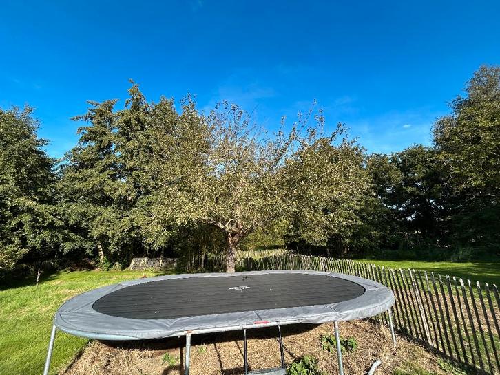 Trampoline BERG, Kinderen en Baby's, Speelgoed | Buiten | Trampolines, Gebruikt, Ophalen of Verzenden
