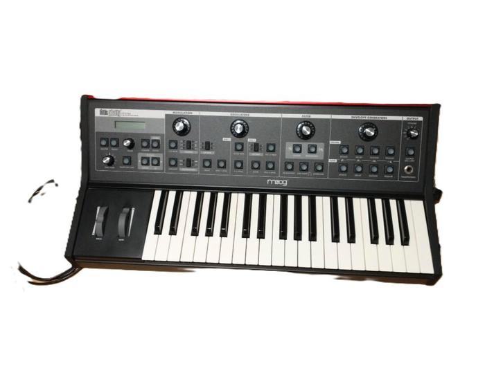 Moog Little Phatty Stage 2, Muziek en Instrumenten, Synthesizers, Gebruikt, Overige aantallen, Overige merken, Met midi-aansluiting