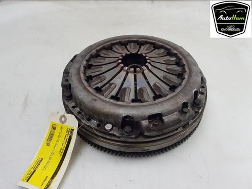 VLIEGWIEL DUBBELE MASSA Ford Focus 3 Wagon (01-2010/01-2020), Auto-onderdelen, Motor en Toebehoren, Ford, Gebruikt