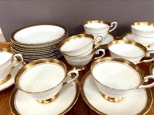 Koffie-/dessertset in fijn porselein en verguldsel, Antiek en Kunst, Antiek | Servies compleet, Ophalen
