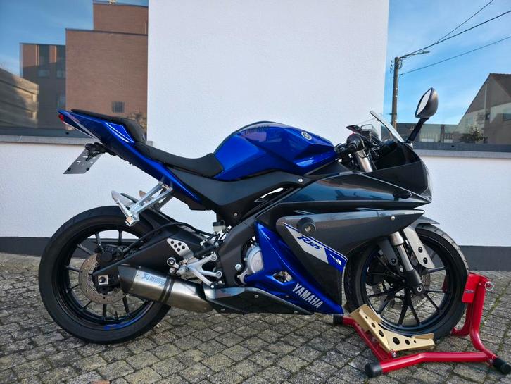 Yamaha YZF-R125 - Akrapovic sportuitlaat - Topconditie*, Motos, Motos | Yamaha, Entreprise, jusqu'à 11 kW, 1 cylindre, Échappement sport