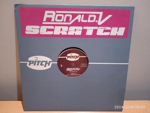 12" Ronald V - Scratch (2006), CD & DVD, Vinyles | Dance & House, Utilisé, Techno ou Trance, 12 pouces, Enlèvement ou Envoi
