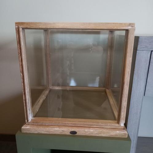 Glazen box / kubus, Antiek en Kunst, Curiosa en Brocante, Ophalen