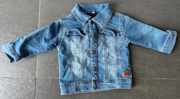 Jeansjasje, Kinderen en Baby's, Babykleding | Maat 80, Zo goed als nieuw, Jongetje of Meisje, Jasje, Ophalen