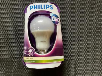 Philips spaarlamp led beschikbaar voor biedingen