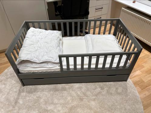 Kinderbed compleet en zo goed als nieuw, Kinderen en Baby's, Kinderkamer | Bedden, Zo goed als nieuw, Matras, Ophalen