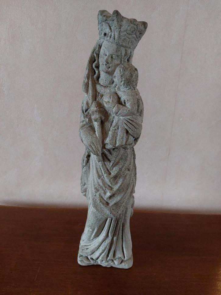 VIERGE À L’ENFANT DITE "NOTRE-DAME D'ORVAL", Antiek en Kunst, Antiek | Religieuze voorwerpen, Ophalen
