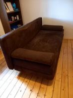 Bruine bank, die in een bed verandert, Ophalen, Gebruikt, Kunststof