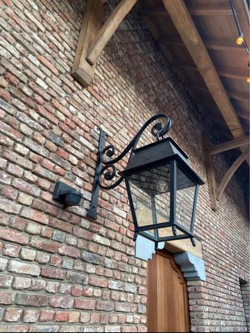Smeedijzeren buitenlamp. Nieuw! beschikbaar voor biedingen