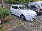 Vend alfa Roméo mito multijet 95cv euro 5, Auto's, Alfa Romeo, Voorwielaandrijving, Stof, Wit, Grijs