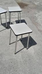 3 tabourets en formica, Ophalen, Zo goed als nieuw