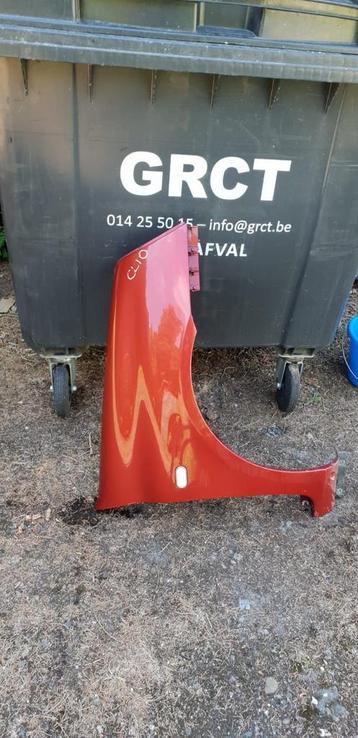 RENAULT CLIO VOORSCHERM RECHTS BJ 2001 2006 beschikbaar voor biedingen