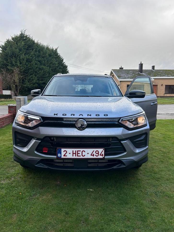 Série Korando Street, Autos, SsangYong, Particulier, Korando, Attache-remorque, Essence, Noir, Enlèvement