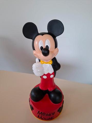 Tirelire Mickey, Minnie et Pluto 15 €/tirelire 30 euros pour disponible aux enchères